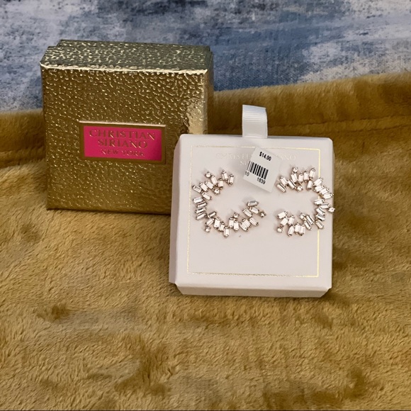 Christian Siriano Accessories - Ladies Christian Seriano ladies earrings.